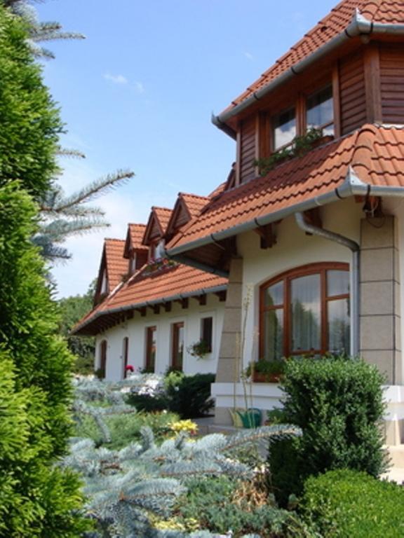 Palatinus Apartmanok Keszthely Exterior photo